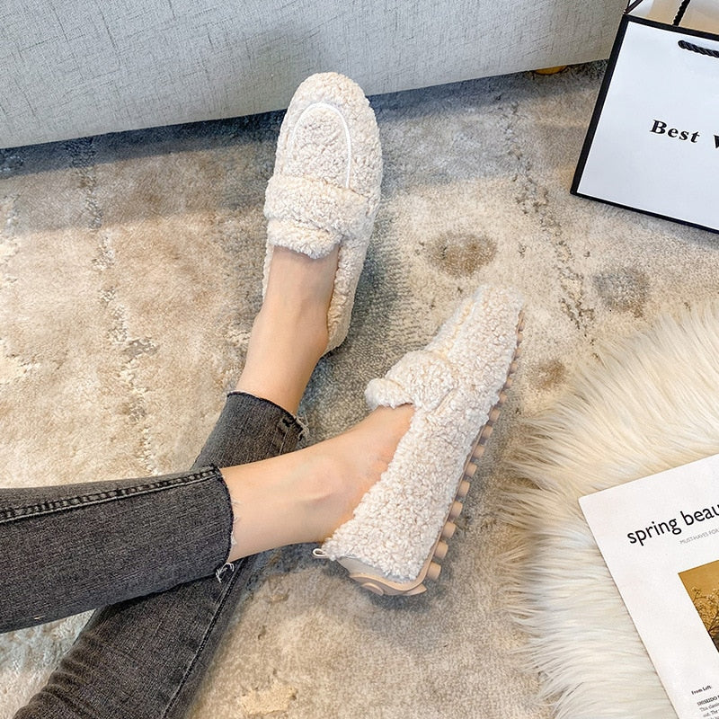 Luxurious Plush Moccasins | Frama Store