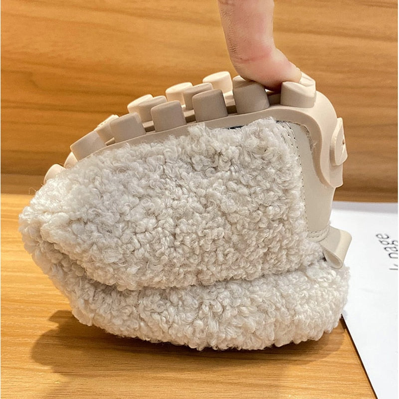 Luxurious Plush Moccasins | Frama Store