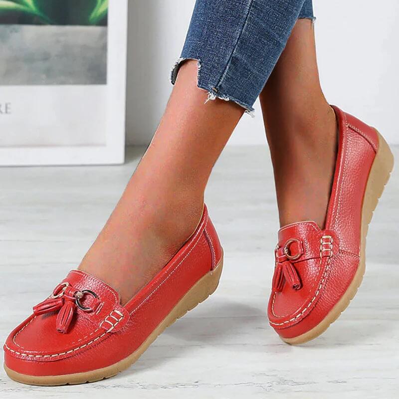 Frama Store | Classic Orthopedic Leather Moccasins for All-Day Comfort - Frama Store Frama Store | Classic Orthopedic Leather Moccasins for All-Day Comfort - White / 2.5