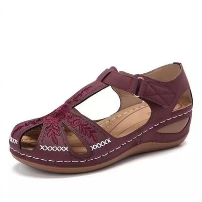 Artisan Closed-Toe Sandals | Frama Store