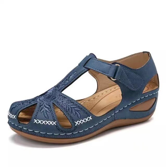Artisan Closed-Toe Sandals | Frama Store