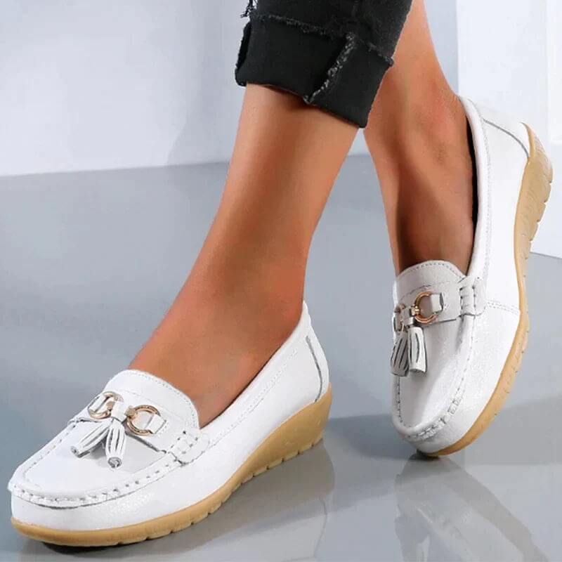 Frama Store | Classic Orthopedic Leather Moccasins for All-Day Comfort - Frama Store Frama Store | Classic Orthopedic Leather Moccasins for All-Day Comfort - White / 2.5