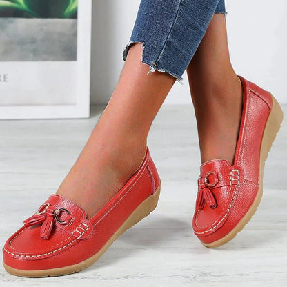 Frama Store | Classic Orthopedic Leather Moccasins for All-Day Comfort - Frama Store Frama Store | Classic Orthopedic Leather Moccasins for All-Day Comfort - White / 2.5