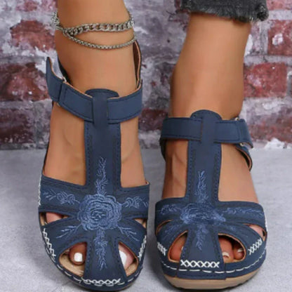 Artisan Closed-Toe Sandals | Frama Store